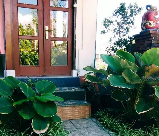 Majatalo Volcano Living