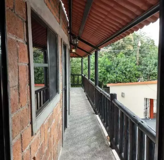 Retkeilymaja Posada Don Jose