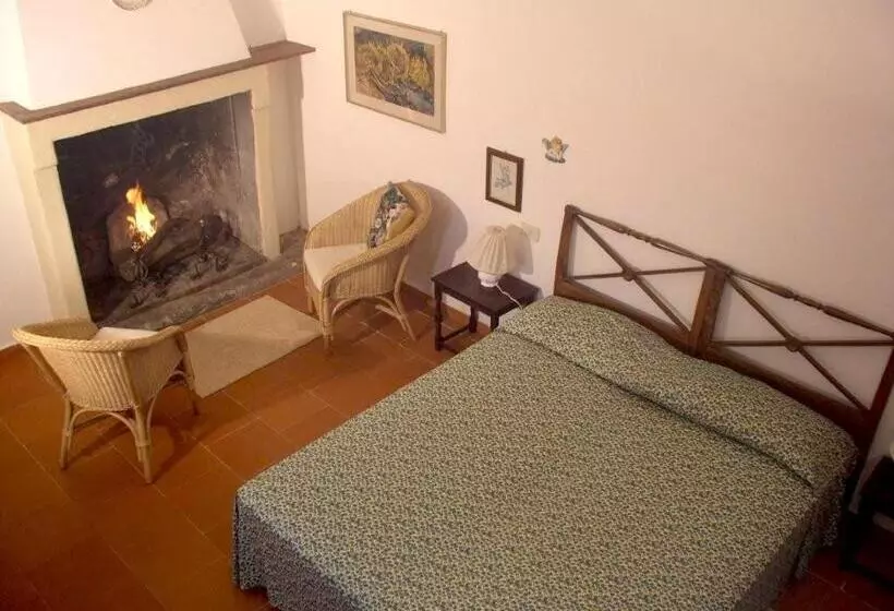 ホテル Agriturismo Montecalvo