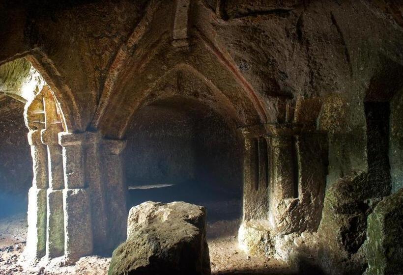 فندق Agriturismo Montecalvo