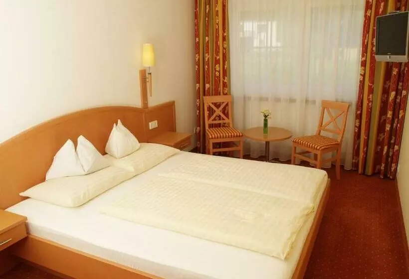 Der Sailer Hotel & Restaurant