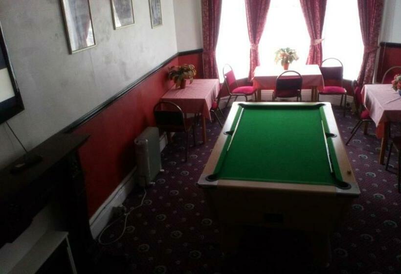 فندق Myroomz Golden Strand