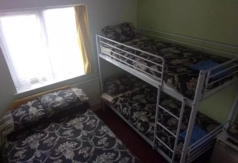 Hotelli Myroomz Golden Strand