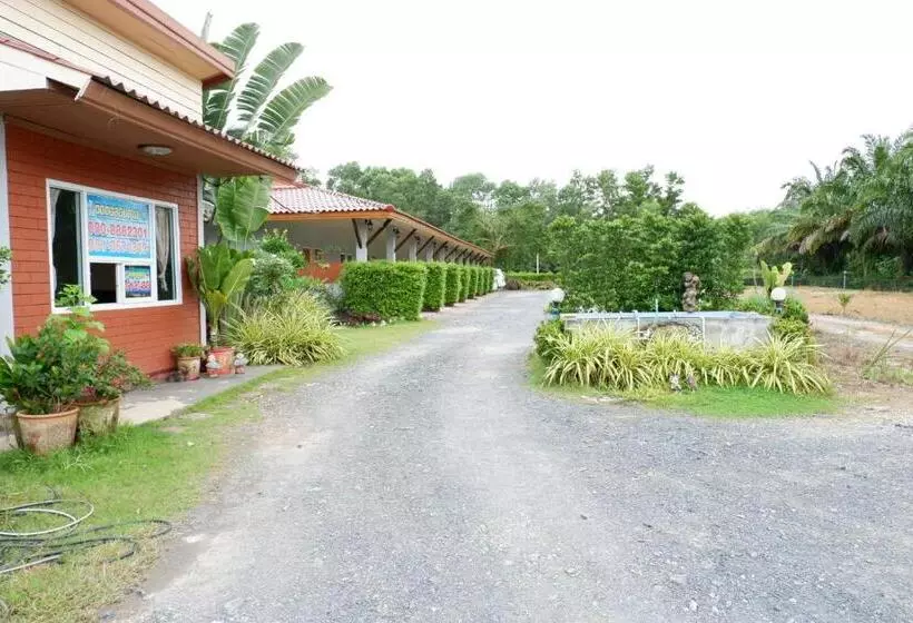 Jarawee Resort