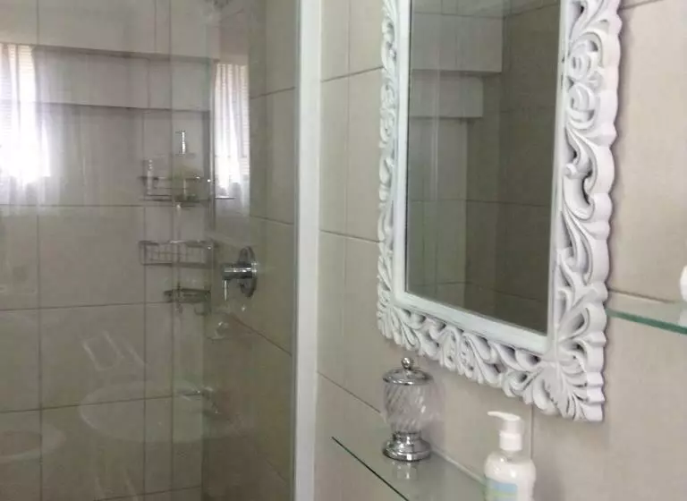 پانسیون Broadway