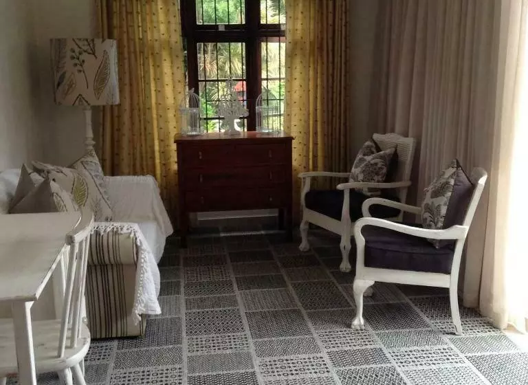 پانسیون Broadway