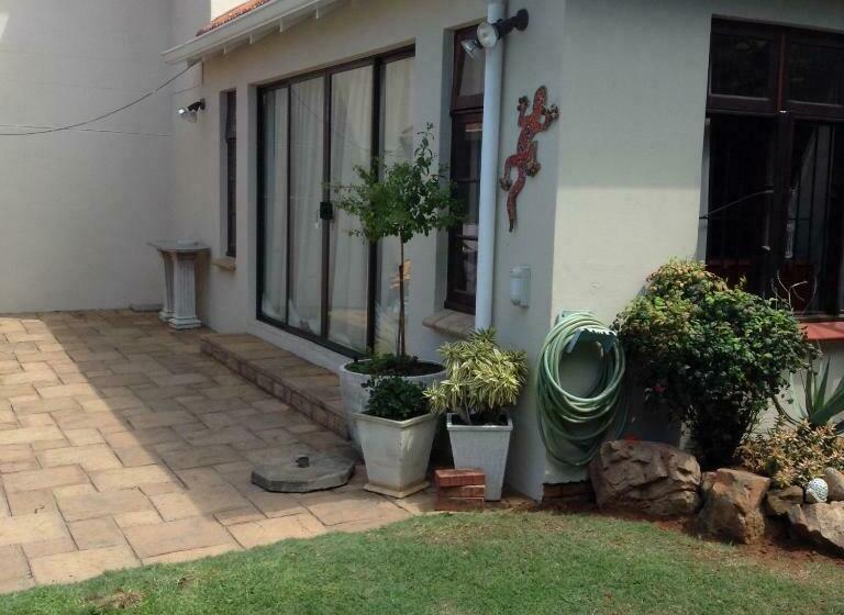 פנסיון Broadway