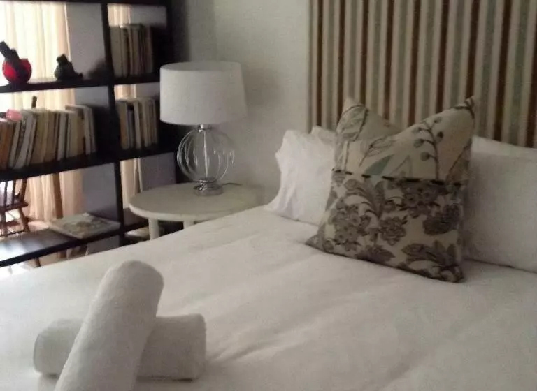 پانسیون Broadway