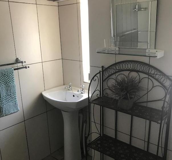 펜션 Ou Klipskuur Self Catering Accommodation