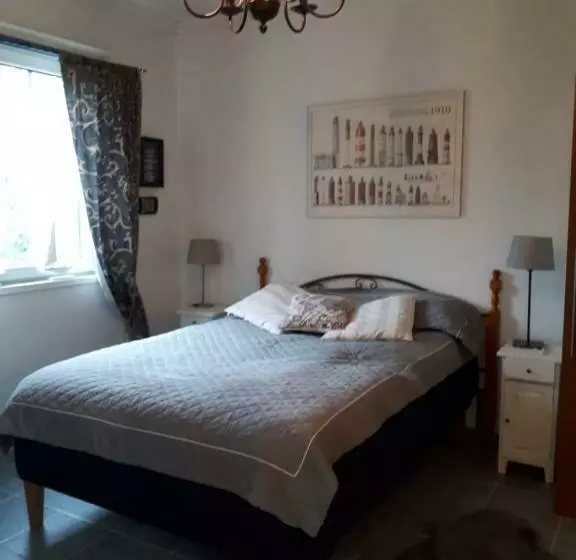 Majatalo Room In Villa Emilia