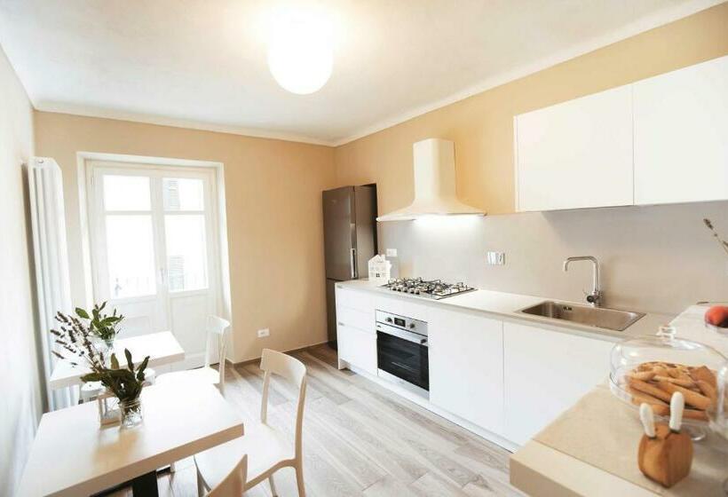 مبيت وإفطار Dimora Della Rocca