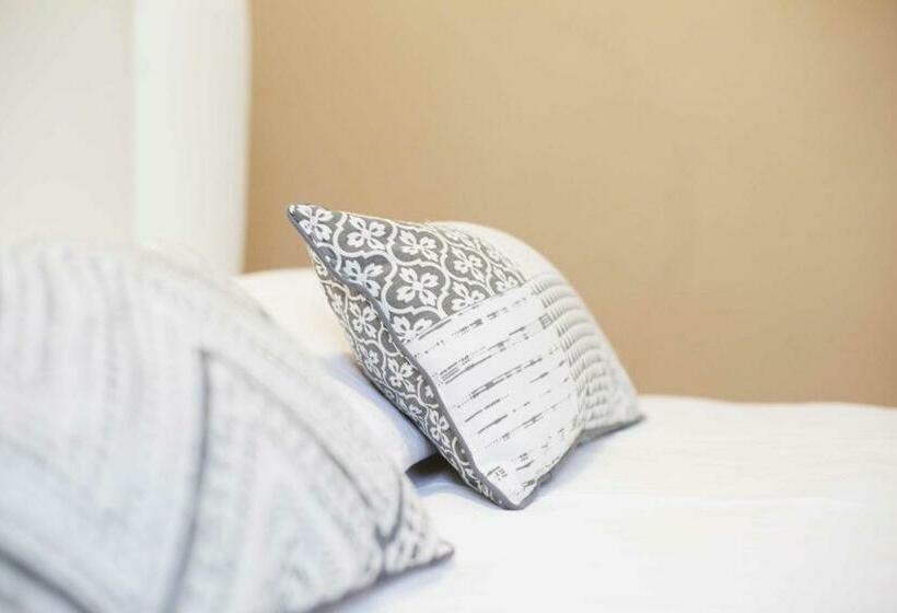 مبيت وإفطار Dimora Della Rocca