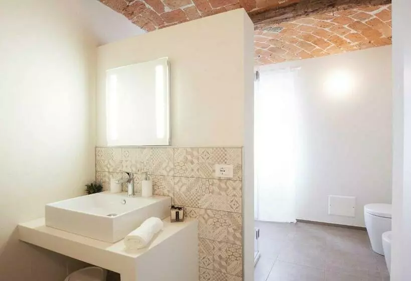 Aamiaismajoitus (B&B) Dimora Della Rocca