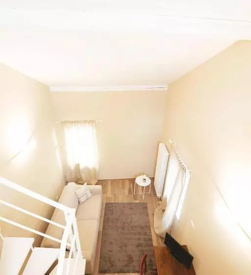 Aamiaismajoitus (B&B) Dimora Della Rocca