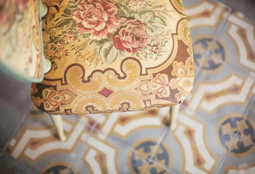 Aamiaismajoitus (B&B) Dimora Della Rocca