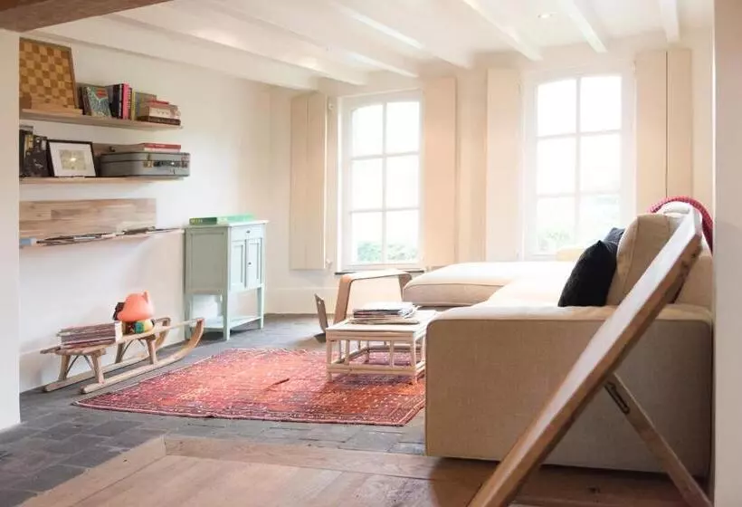 Aamiaismajoitus (B&B) Enroute367