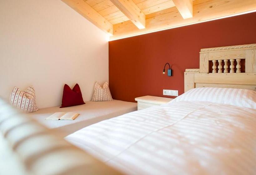 ホテル Hütterhof