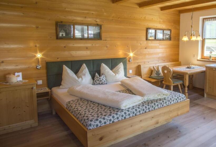 בית מלון כפרי Stifterhof