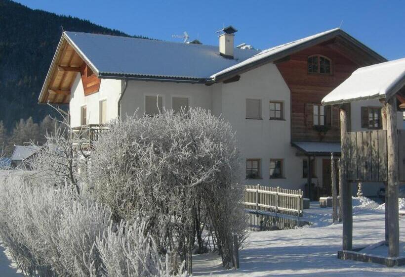 בית מלון כפרי Stifterhof