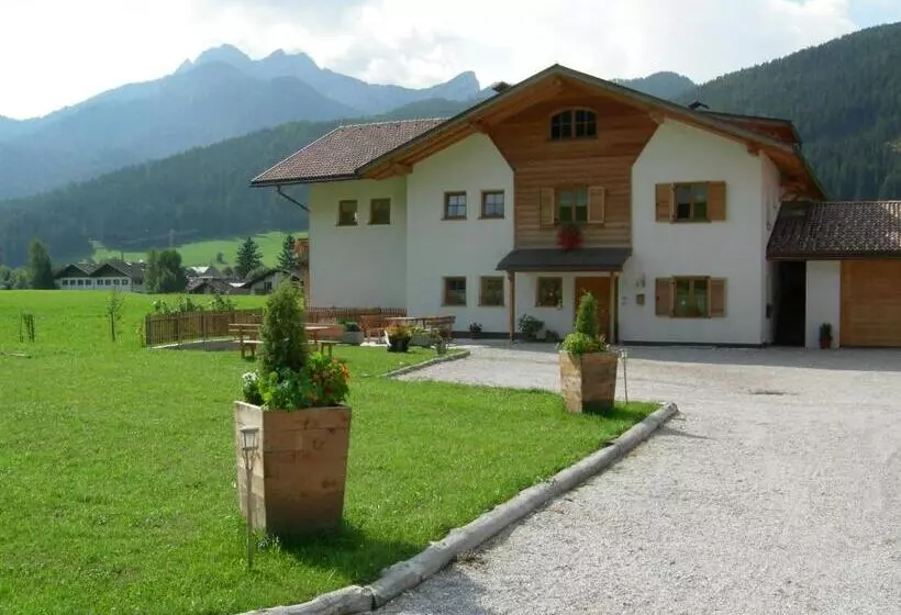 هتل Stifterhof