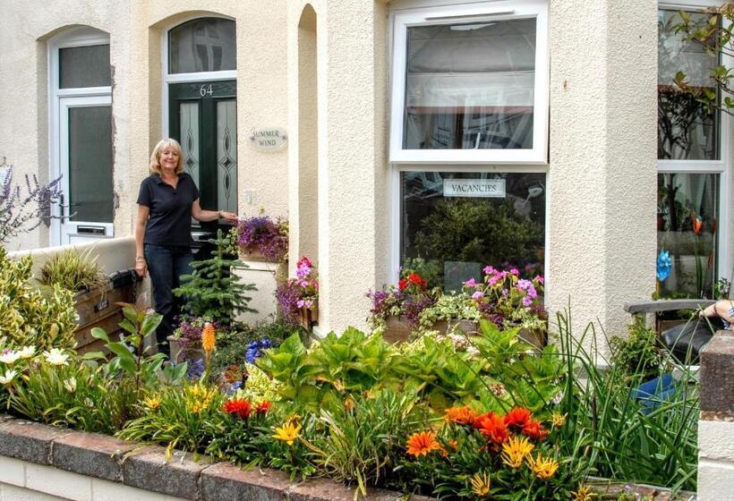 Pensão Summerwind Guest House