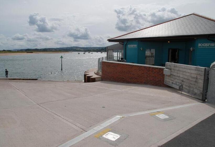 Pensão Summerwind Guest House