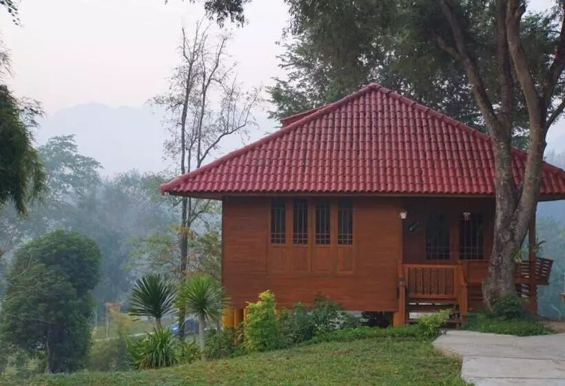 Lomakeskus Baanrai Khunya บ้านไร่คุณย่า