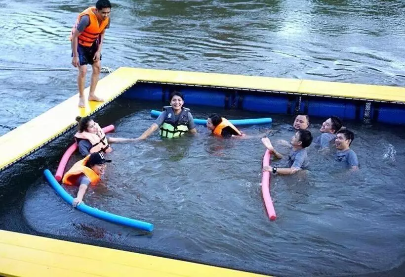 Lomakeskus Baanrai Khunya บ้านไร่คุณย่า