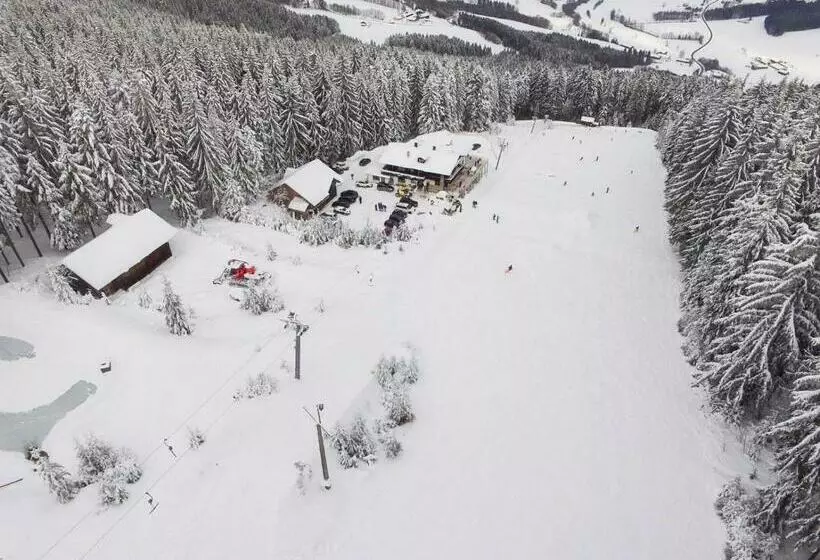 Retkeilymaja Berggasthof Hochpröller