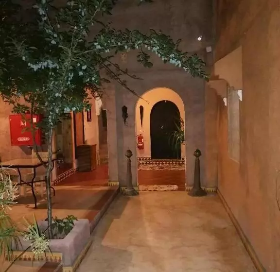 Aamiaismajoitus (B&B) Chambre D Hôtes Aya