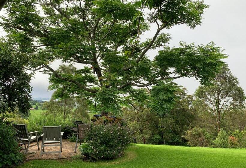 Cedarview Bed & Breakfast