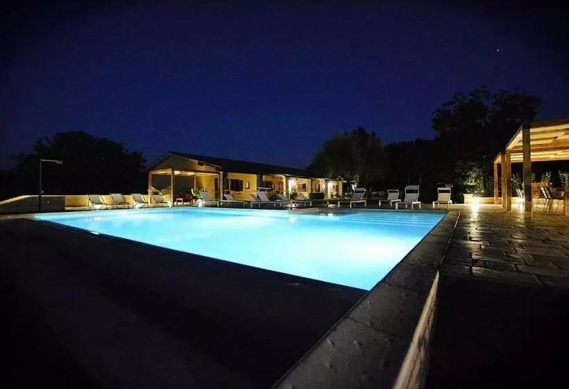 Hotelli Agriturismo La Noce