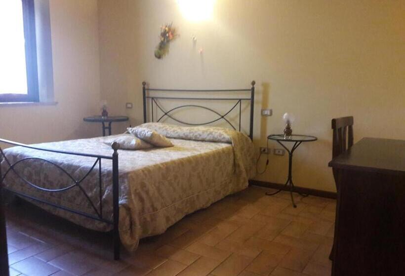 پانسیون Affittacamere Da Laura Silvi