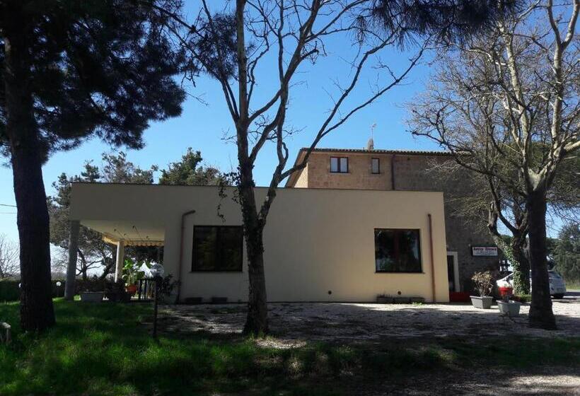 پانسیون Affittacamere Da Laura Silvi