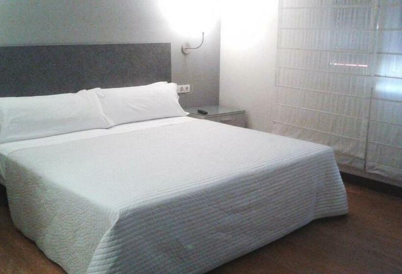 Pensió Juego Bolos Ostatua