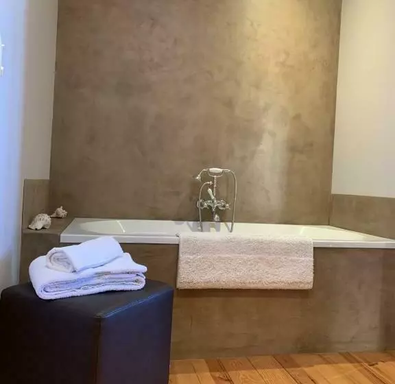 Aamiaismajoitus (B&B) Coté Jardin