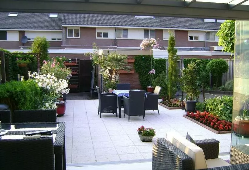 تختخواب و صبحانه Enschede
