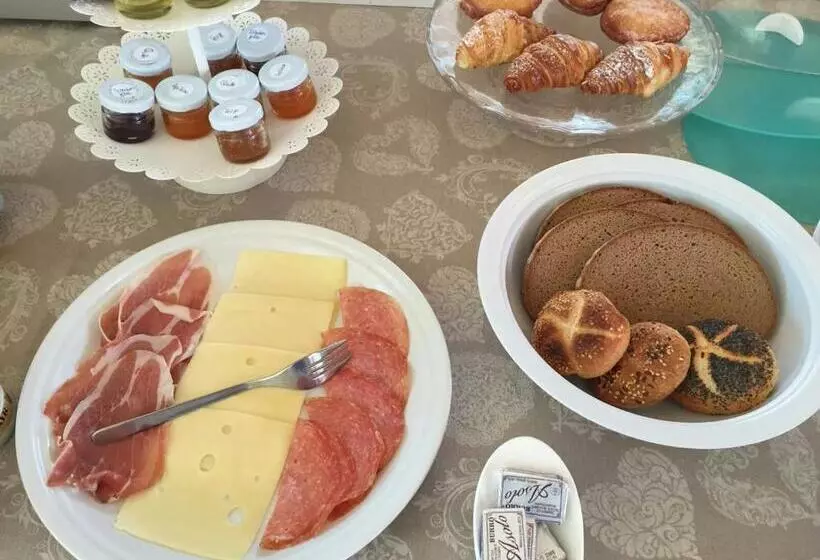 Aamiaismajoitus (B&B) La Dimora Dei Conti