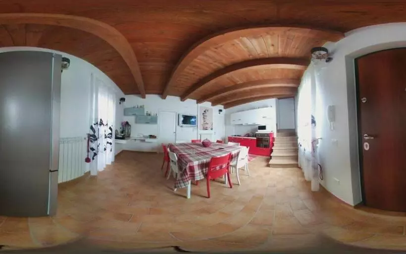 تختخواب و صبحانه Sotto Il Castello
