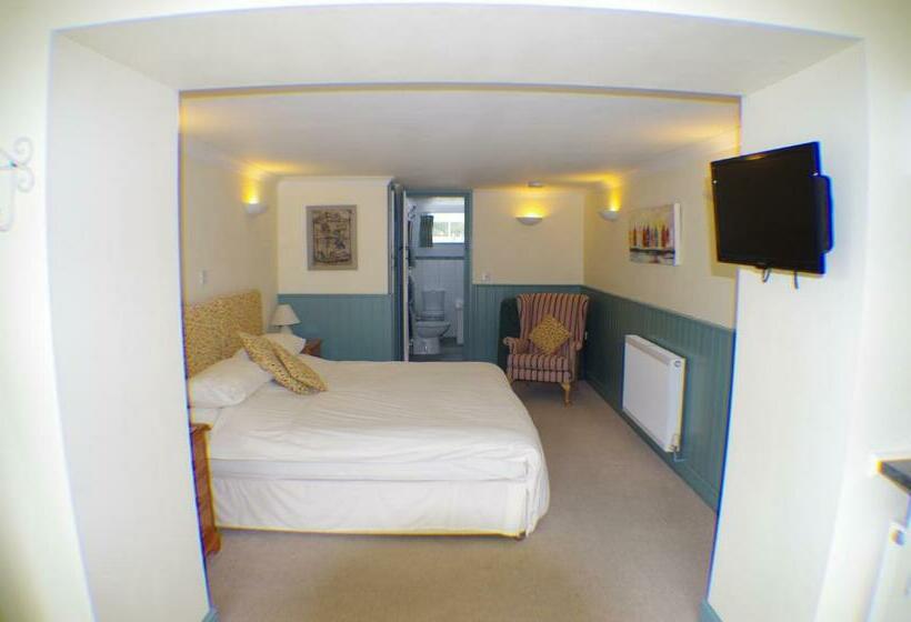 Lynwood House Bed And Breakfast