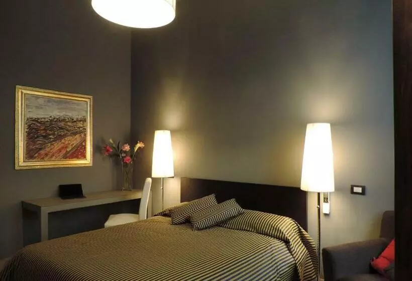 پانسیون Corridoni Suites