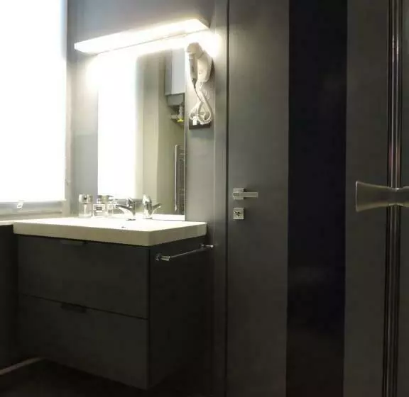 پانسیون Corridoni Suites