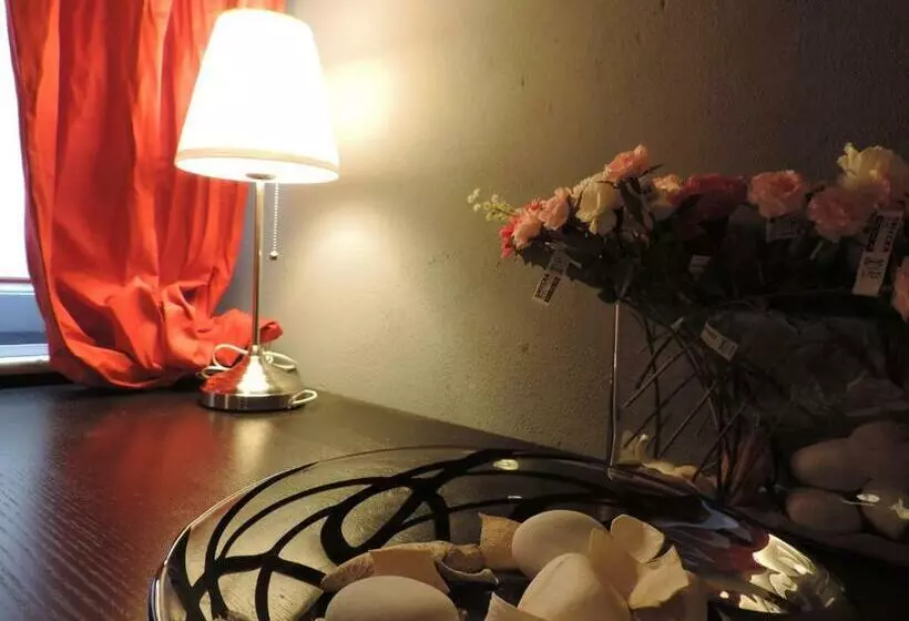 پانسیون Corridoni Suites