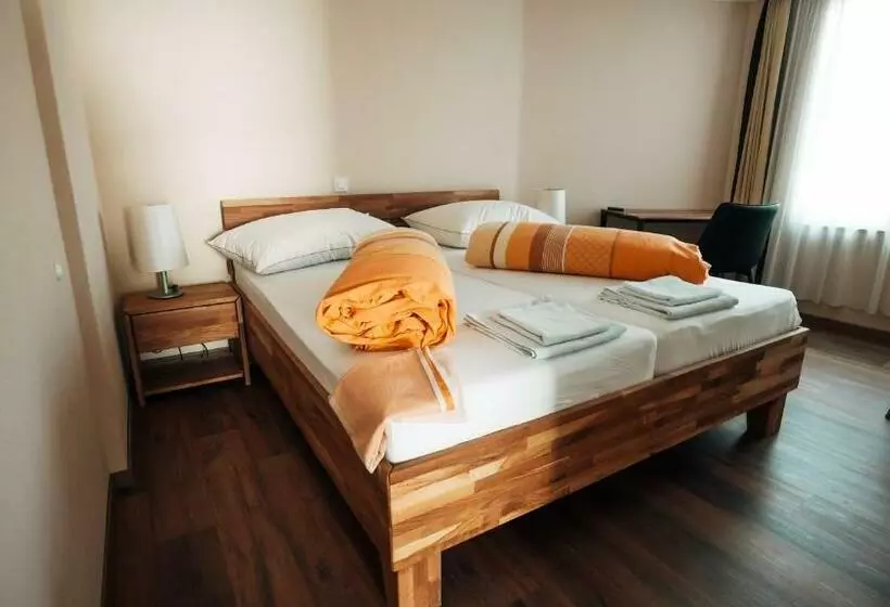 ペンション Gasthaus Drei Eidgenossen