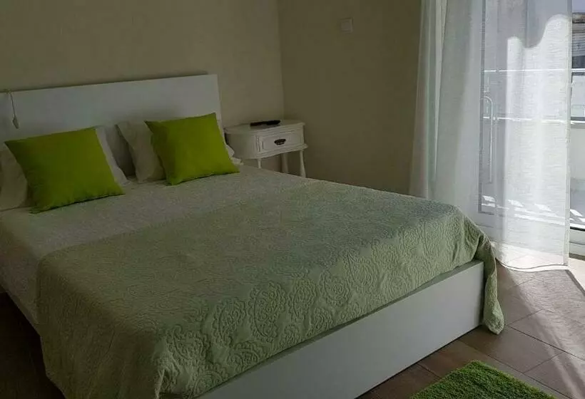 Majatalo Guesthouse O Cuco