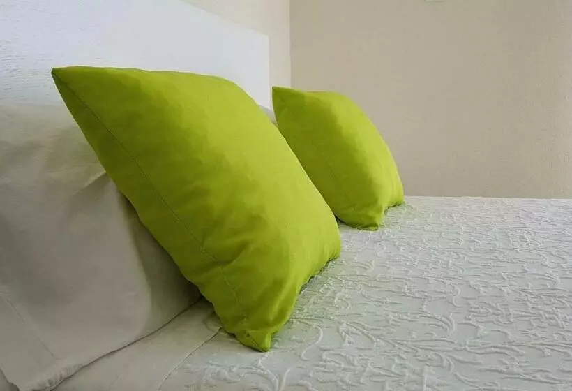 Majatalo Guesthouse O Cuco