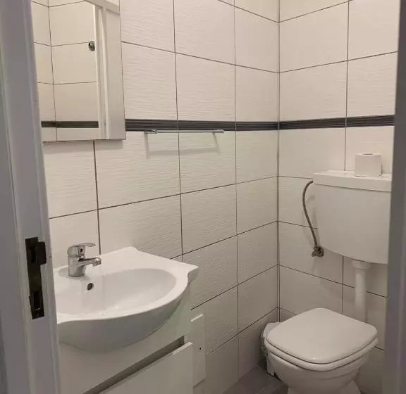 Majatalo Guesthouse O Cuco