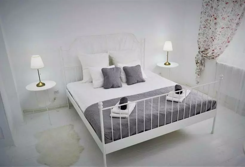 پانسیون La Maison Blanche