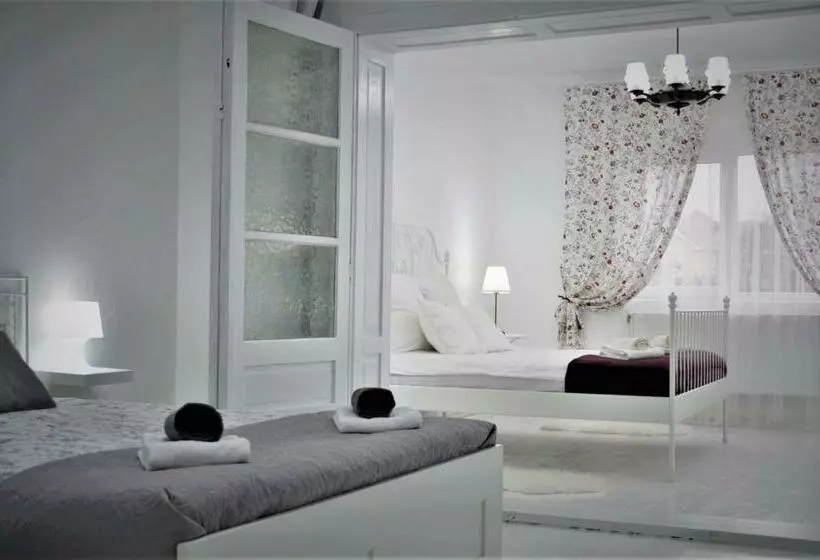 پانسیون La Maison Blanche