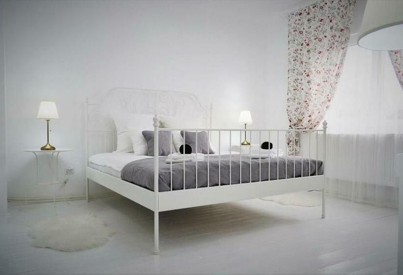 פנסיון La Maison Blanche